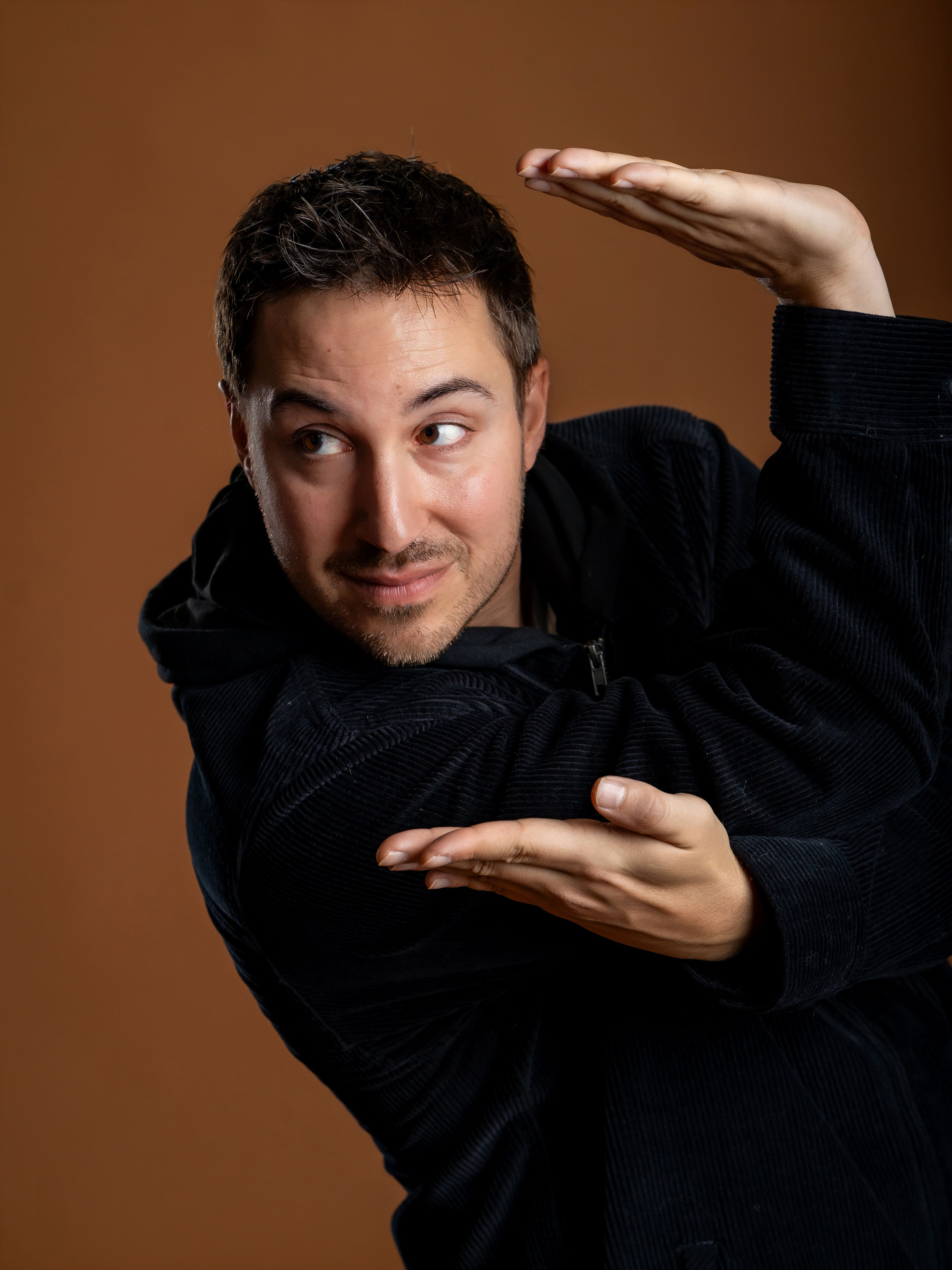 photo of guest artist Gregory Dolbashian - headshot